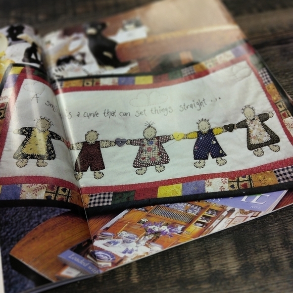 Australian Patchwork & Quilting Magazine Vol. 9 No. 4 Quilt Patterns - Picture 4 of 6